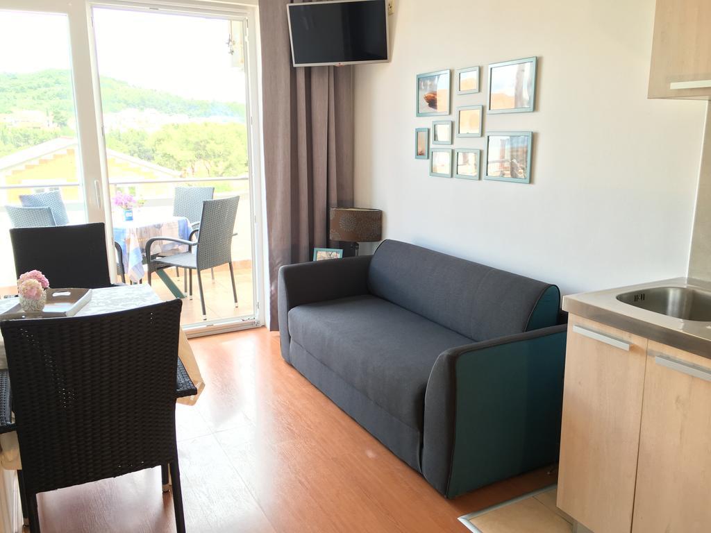 Anchor Apartments Stari Grad  Luaran gambar