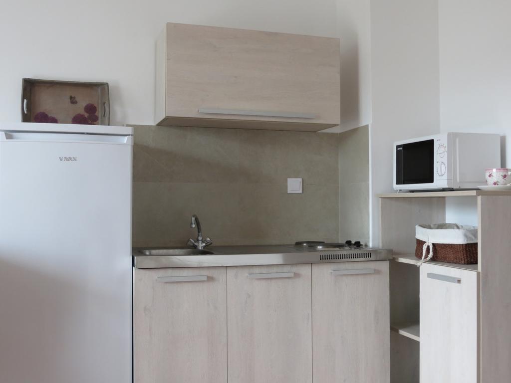 Anchor Apartments Stari Grad  Luaran gambar