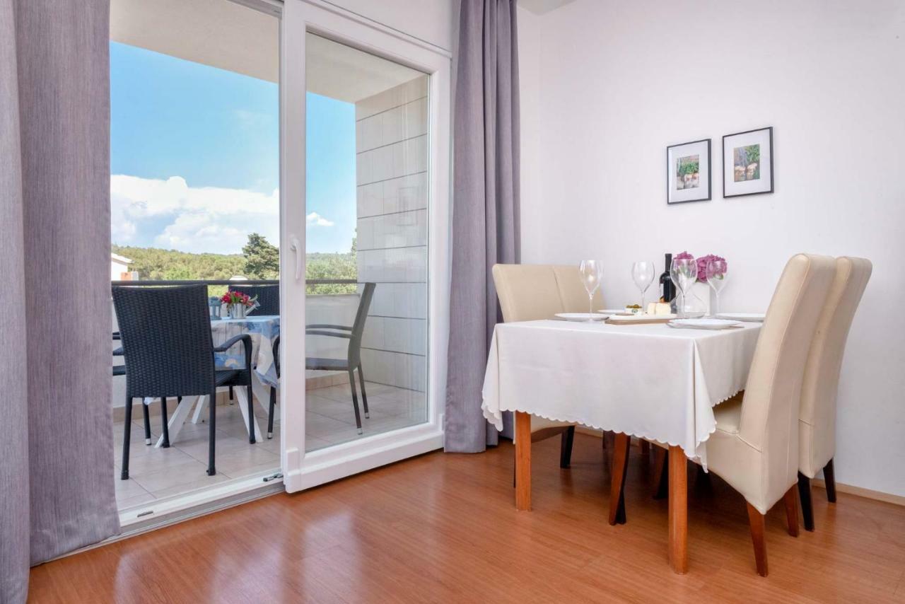 Anchor Apartments Stari Grad  Luaran gambar