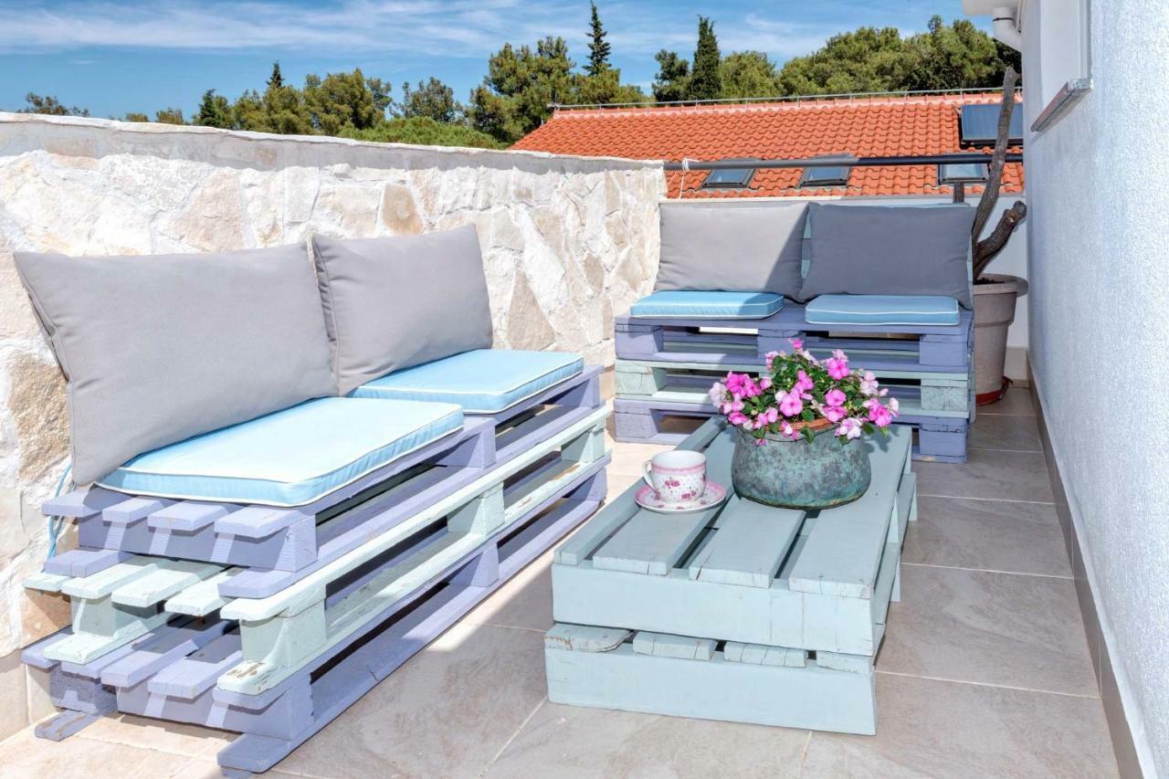 Anchor Apartments Stari Grad  Luaran gambar