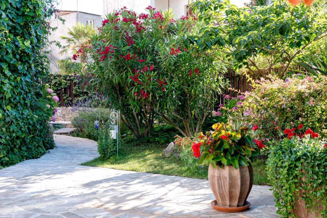Anchor Apartments Stari Grad  Luaran gambar