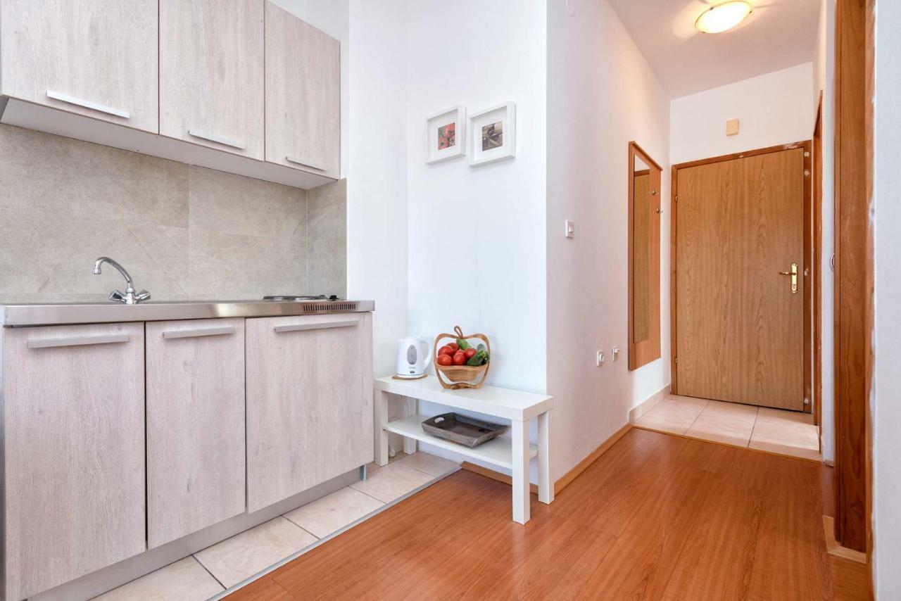 Anchor Apartments Stari Grad  Luaran gambar