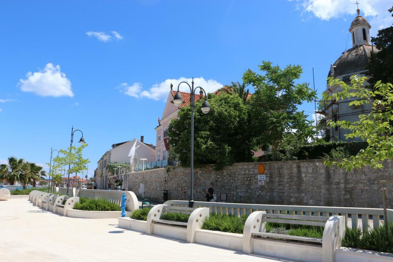 Anchor Apartments Stari Grad  Luaran gambar